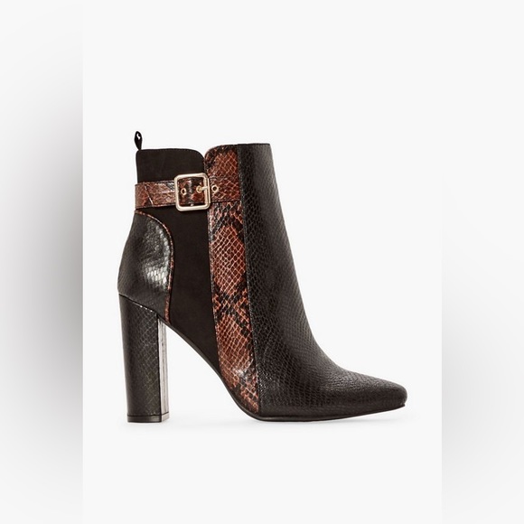 Snakeskin Bootie - Picture 5 of 12